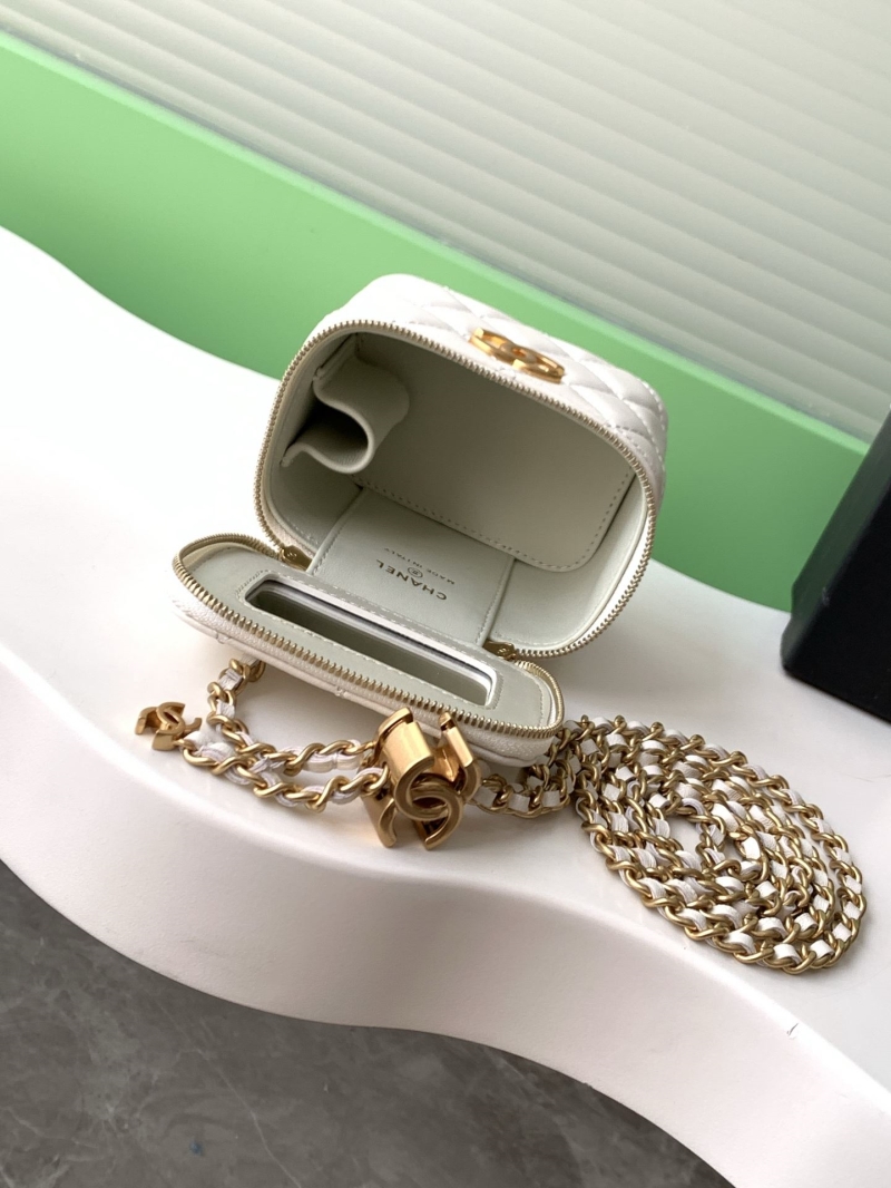 Ch**el cosmetic bags